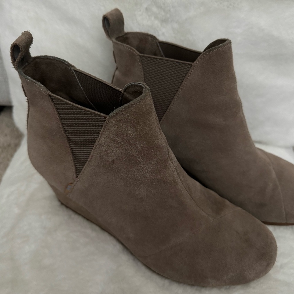 Toms Wedges